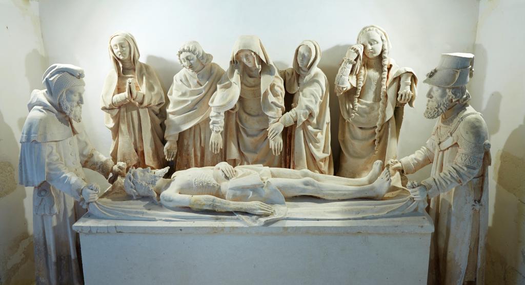 groupe sculpté : la Mise au tombeau