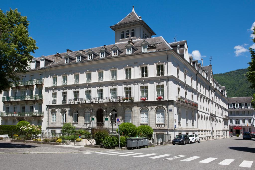 grand hôtel Bonnemaison actuellement résidence palais d'Etigny