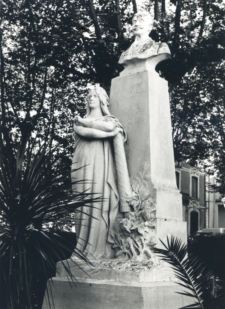 monument (monument commémoratif), d'Alexandre Laissac