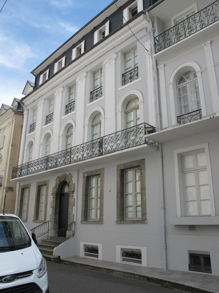maison de villégiature ou auberge dite maison Fadeuille