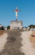 monument aux morts de la guerre de 1914-1918 et de la guerre de 1939-1945.