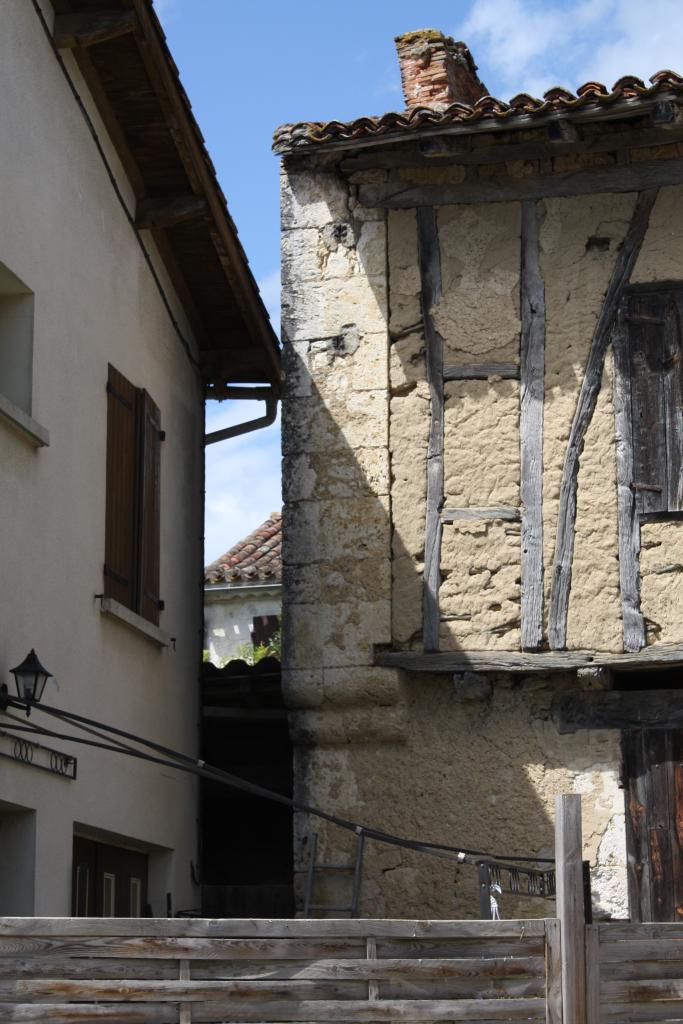 village de Bivès