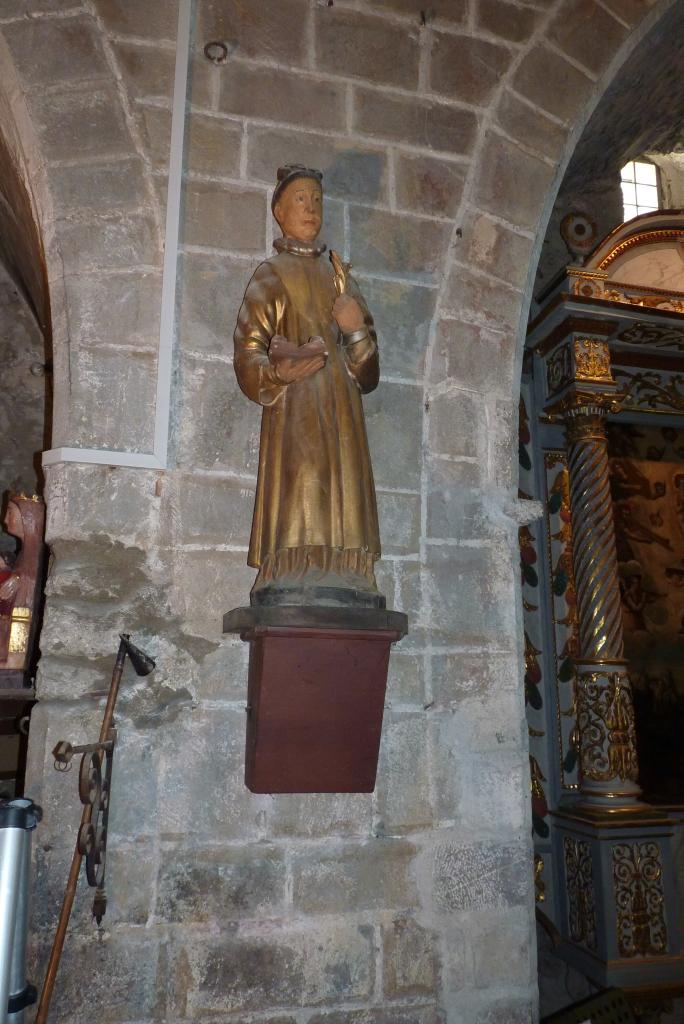 Statue de saint Etienne