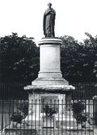 monument (monument commémoratif), de saint Guillaume Courtet