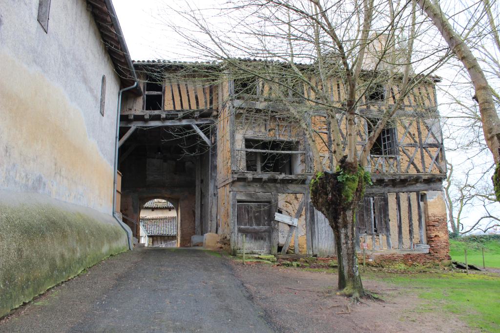 maison dite logis seigneurial