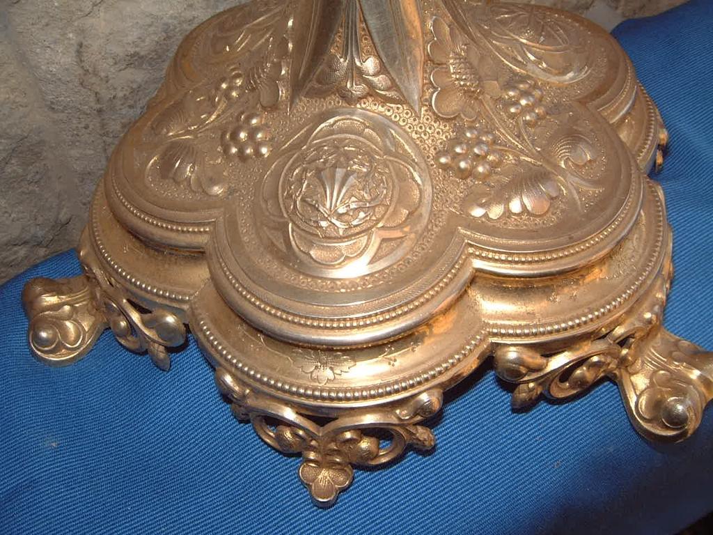 ostensoir , boîte à ostensoir 1