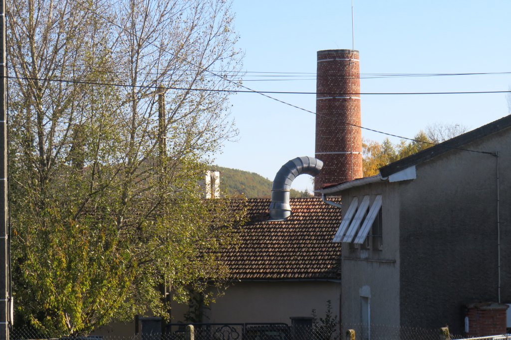 ancienne forge à la catalane puis usine textile, aujourd'hui désaffectée