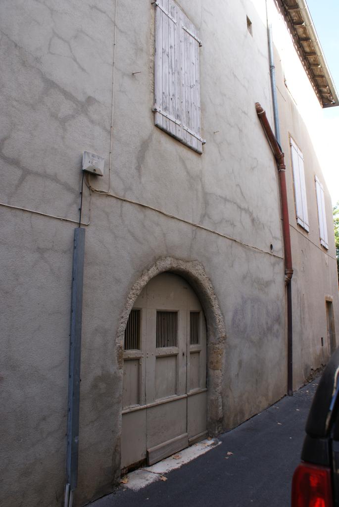 immeuble , vestiges de l'église du couvent des dominicains