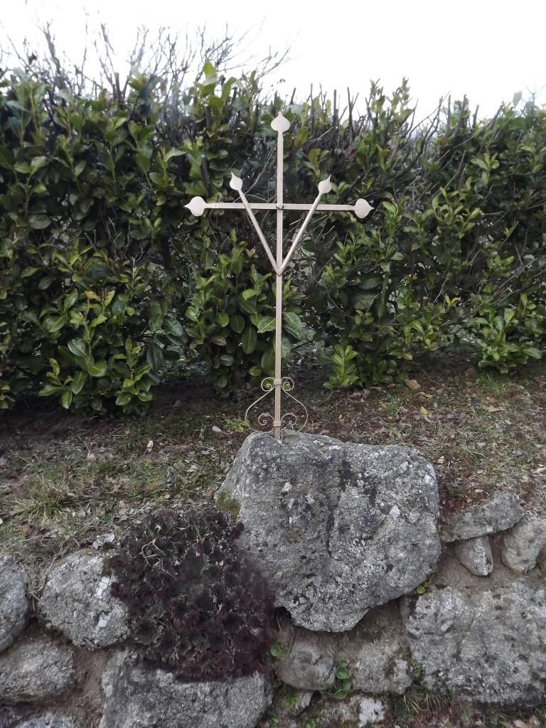 ensemble des croix monumentales de la commune d'Estaing