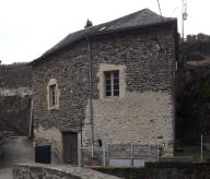 bâtiment à vocation agricole : grange et remise