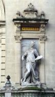 statues de la musique et de la peinture en façade de la Galerie Jules Salles