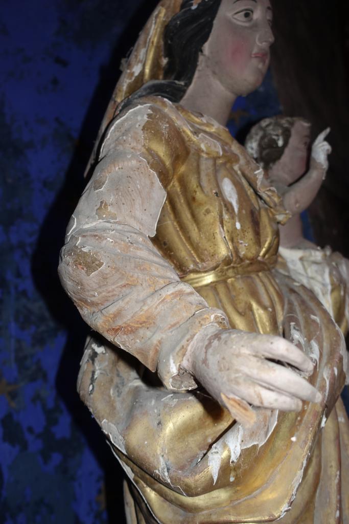 statue : Vierge à l'Enfant