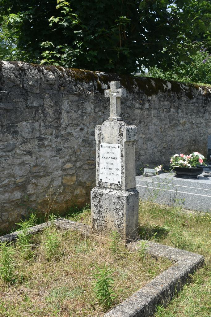 cimetière de Balsac
