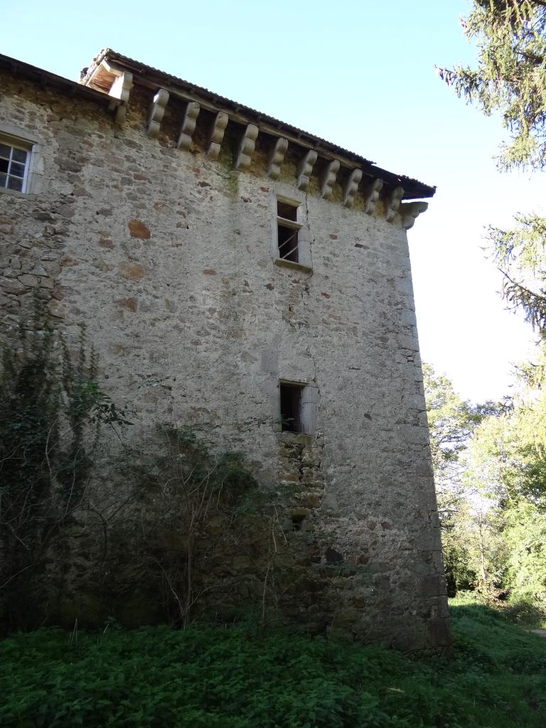 Château et ferme dit Château d'Arifat