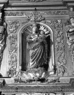 groupe sculpté : Vierge à l'Enfant, anges