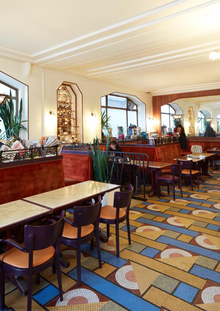 Grand Hôtel Broussy, aujourd'hui Hôtel Mercure, et Grand Café Riche, actuel café Le Broussy