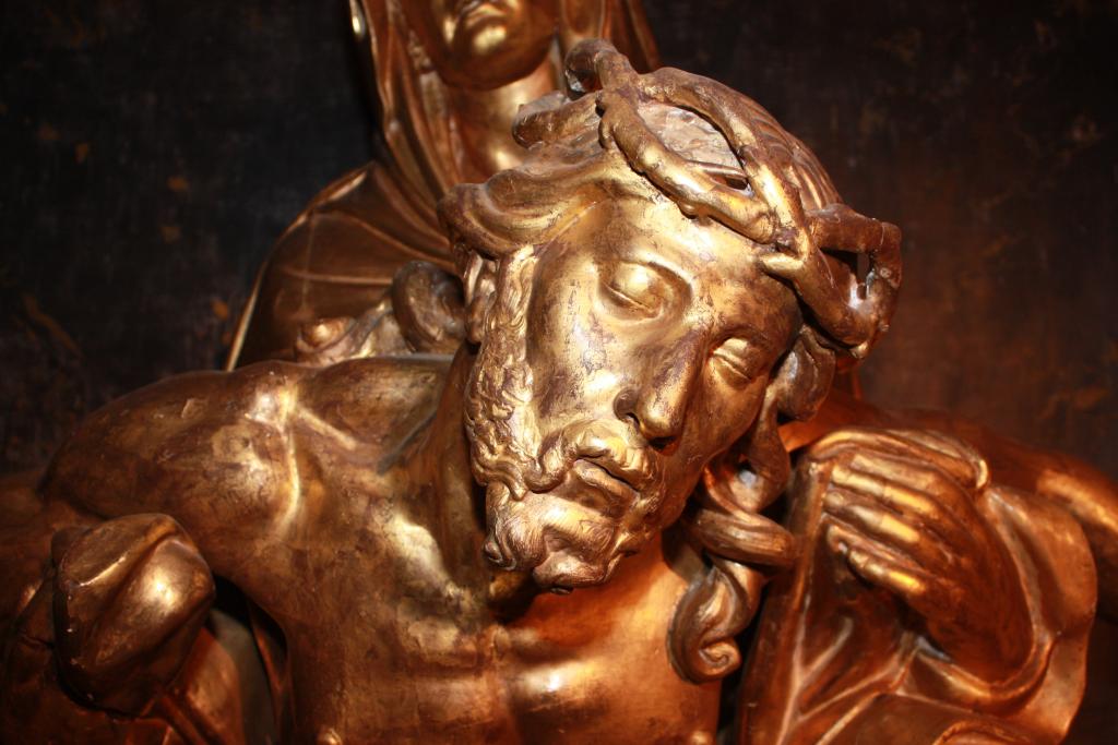 groupe sculpté : Vierge de Pitié