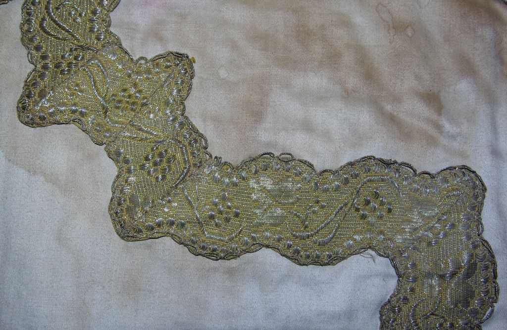 sommaire des textiles de l'église de Gallargues-le-Montueux