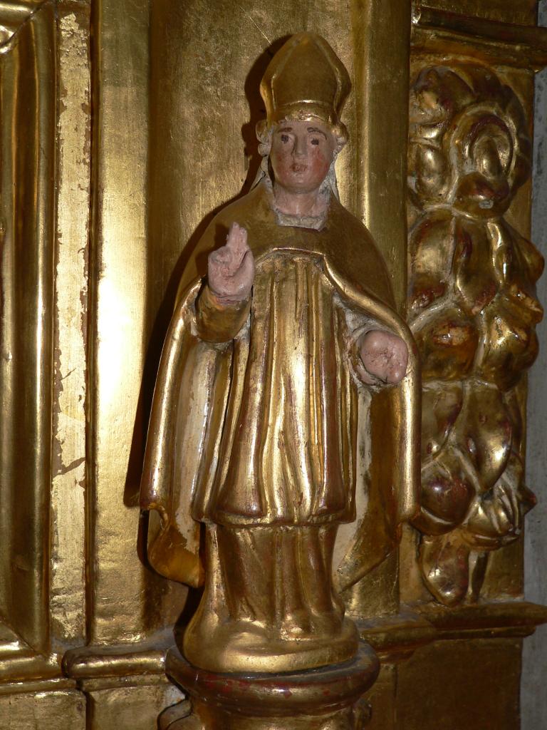 lambris de revêtement, tabernacle et statues formant retable du maître-autel