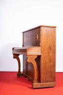 Piano droit de la manufacture Bord