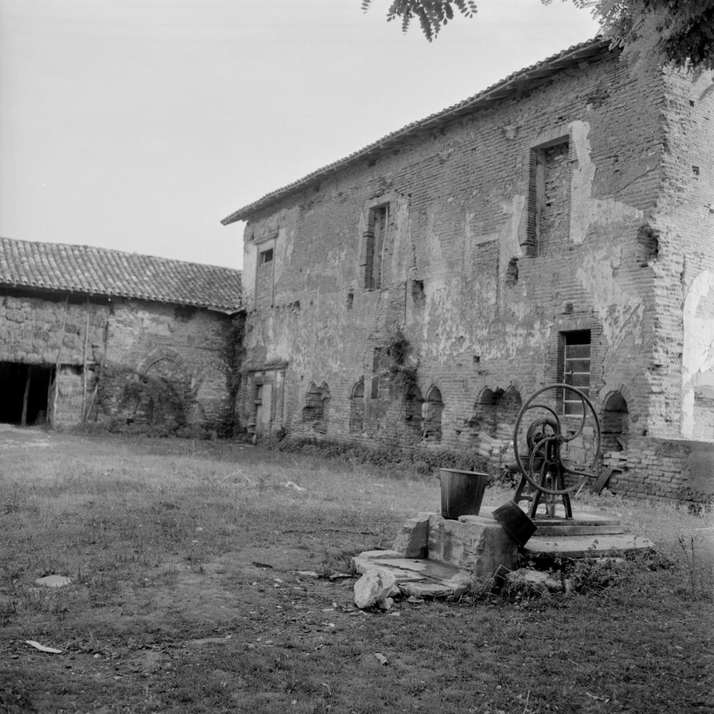 ancienne abbaye cistercienne de Lagarde-Dieu