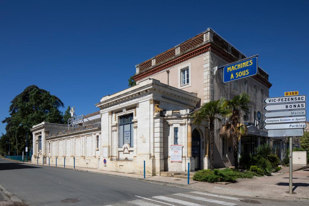 ancienne villa transformée en musée puis en casino