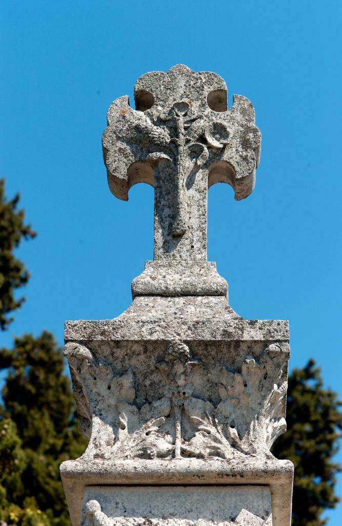 monument aux morts de la guerre de 1914-1918 et de la guerre de 1939-1945