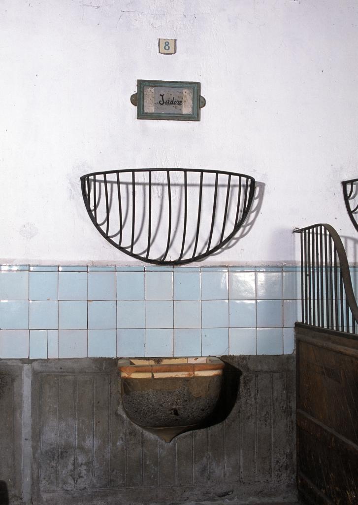 écuries de la Villa Oustau