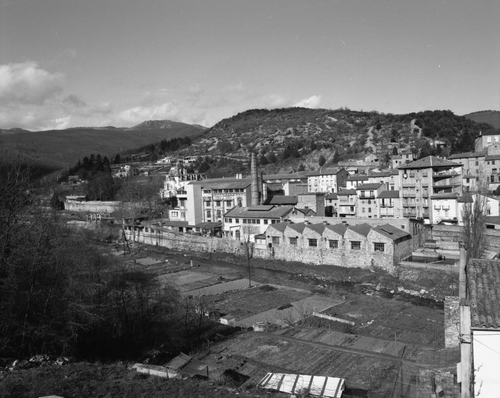 usine de bonneterie de soie et de coton Brun, puis Brun d'Arre