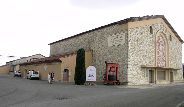 coopérative vinicole des Vignerons de Chusclan, actuellement Laudun-Chusclan-Vignerons