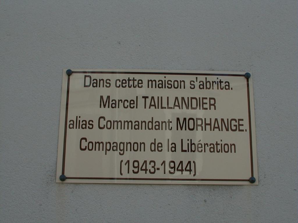 plaque commémorative de la guerre de 1939-1945 dédiée à Marcel Taillandier