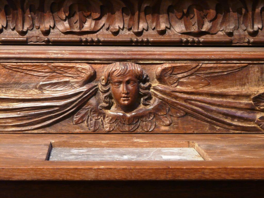 ensemble de l'autel secondaire dédié à l'Assomption de la Vierge : autel tombeau, gradin d'autel, retable, tableau : Assomption de la Vierge