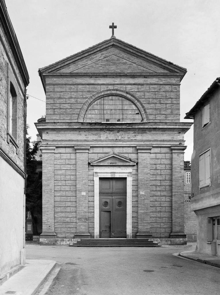 Eglise collégiale Saint-Martin