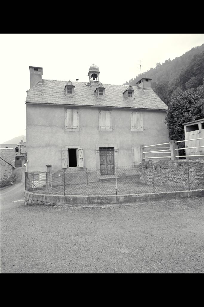 maison, mairie, école