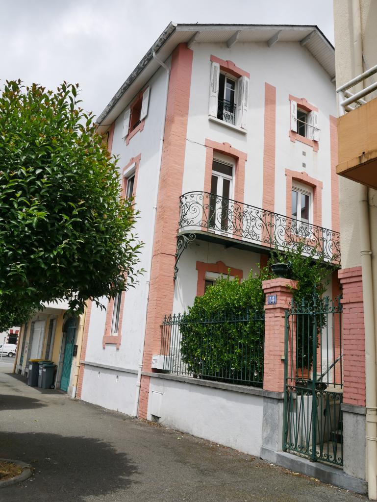 Chalet de la Gare ou chalet Suberbielle, actuellement maison