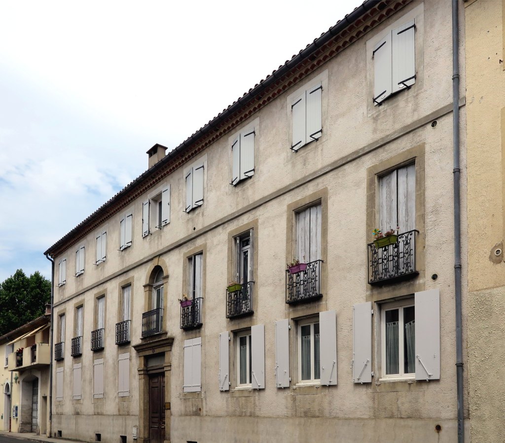Hôtel des Pyrénées actuellement immeuble