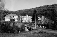 filature (de laine), moulin à tan, moulin à farine, minoterie dit Filature Fizes, puis Moulin Bastide, puis Minoterie Fizes, puis Gleyze, actuellement Hugonnet