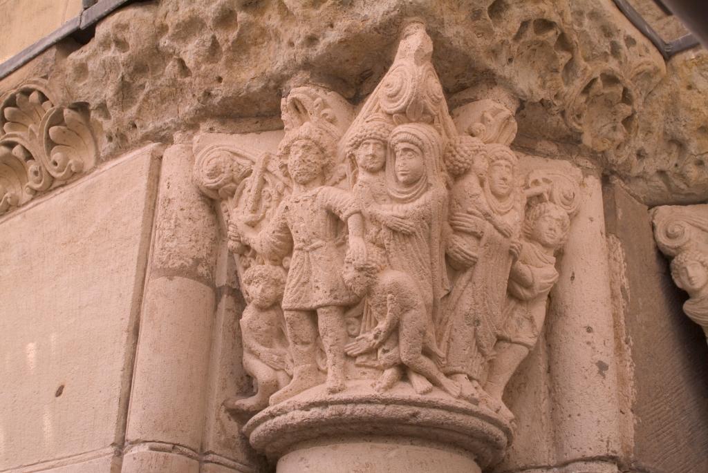 Abbaye de chanoines de saint Augustin, dite basilique Saint-Sernin, actuellement église paroissiale