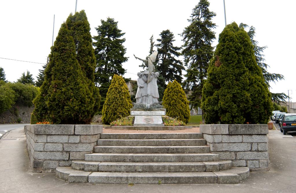 monument aux morts de la guerre de 1914-1918, de la guerre de 1939-1945, de la guerre de 1954-1962 (Indochine) et de la guerre de 1954-1962 (Algérie)