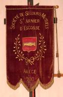 bannière de procession de la Société de secours mutuels Saint-Arnier d'Escosse