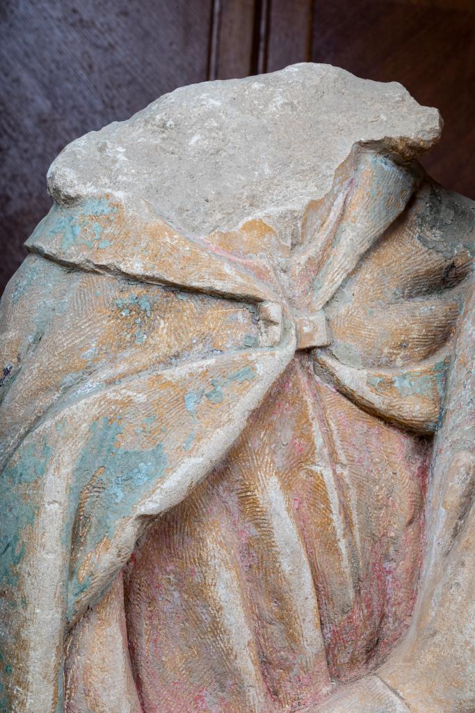 groupe sculpté de la Mise au tombeau