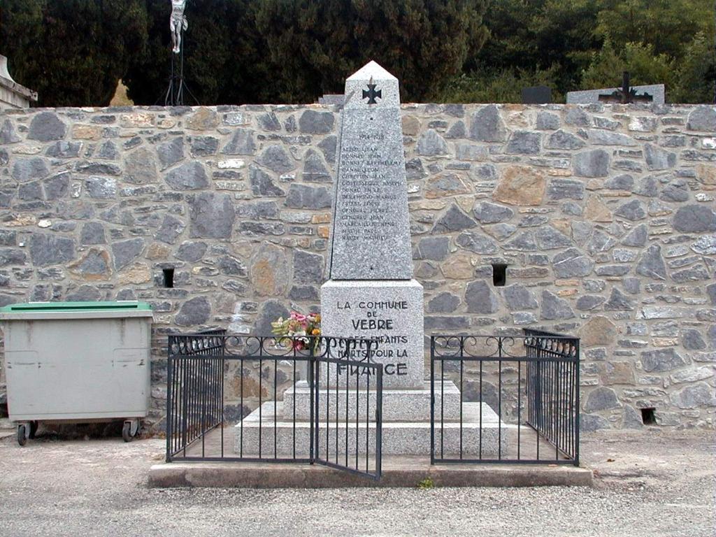 monument aux morts de la guerre de 1914-1918 et de la guerre de 1939-1945