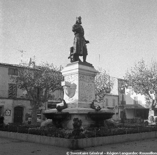 fontaine monumentale : Louis IX