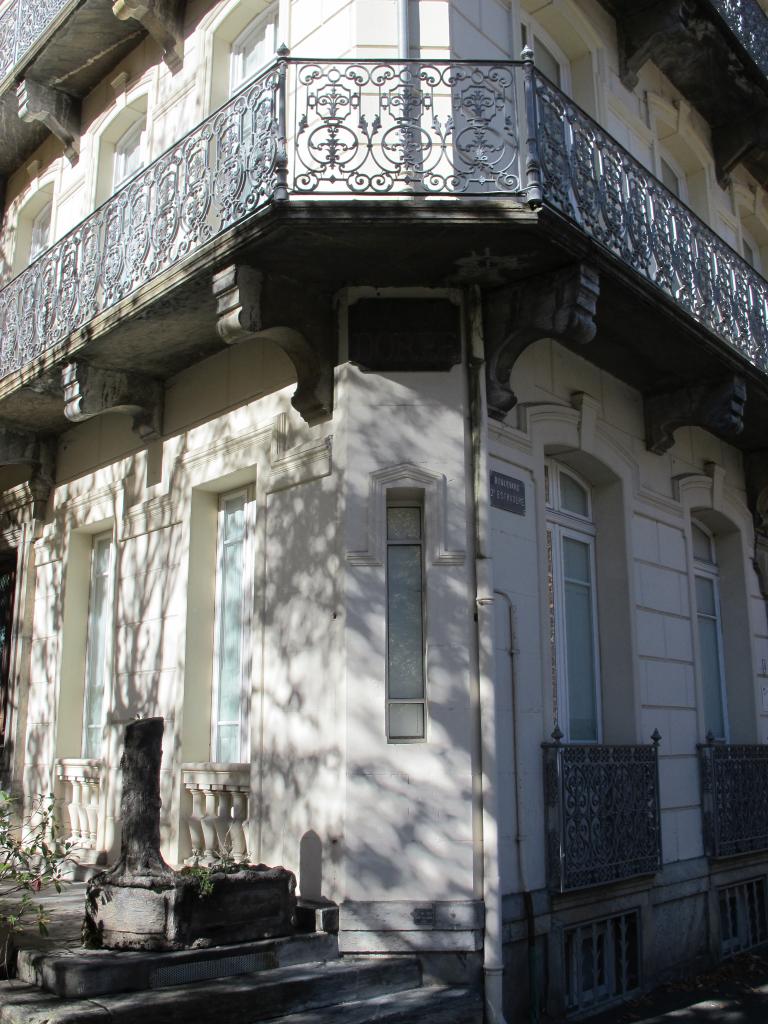 immeuble à logements dit maison Dorée