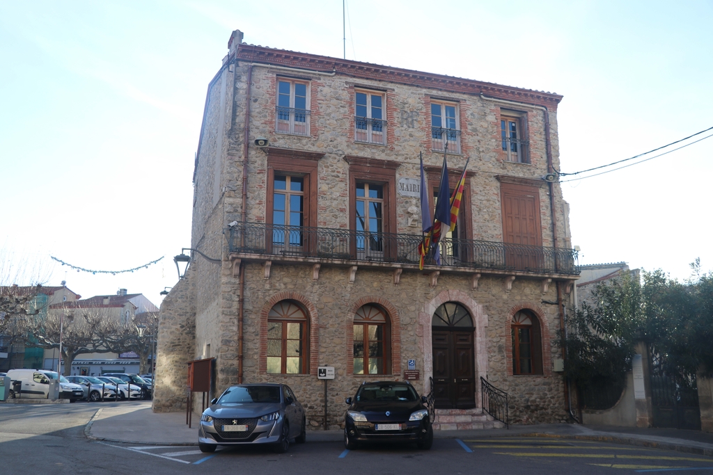 Chapelle Notre-Dame-du-Rosaire puis Halle et Mairie