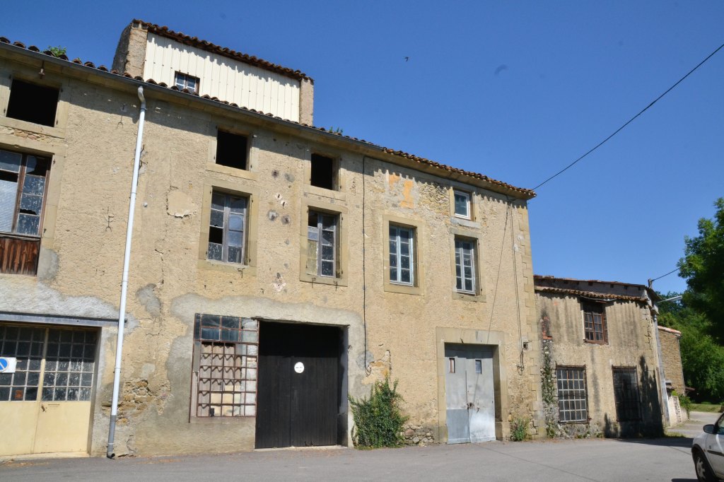 moulin à farine ; scierie ; atelier de tissage ; fabrique de peigne en corne, usine de Lévis-Mirepoix dite usine du Perdut