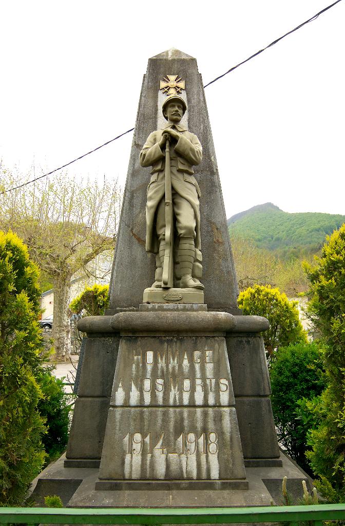 statue (figure grandeur naturelle) du Poilu