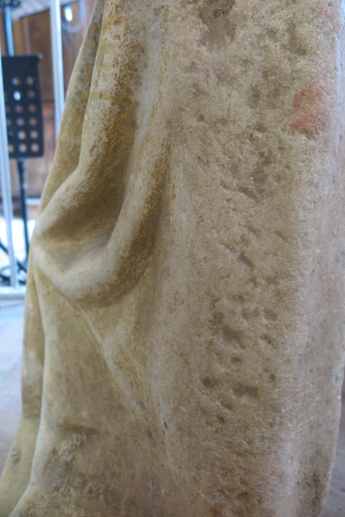 groupe sculpté de la Mise au tombeau