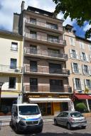 Immeuble à boutique