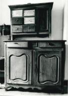 meuble de sacristie (buffet)